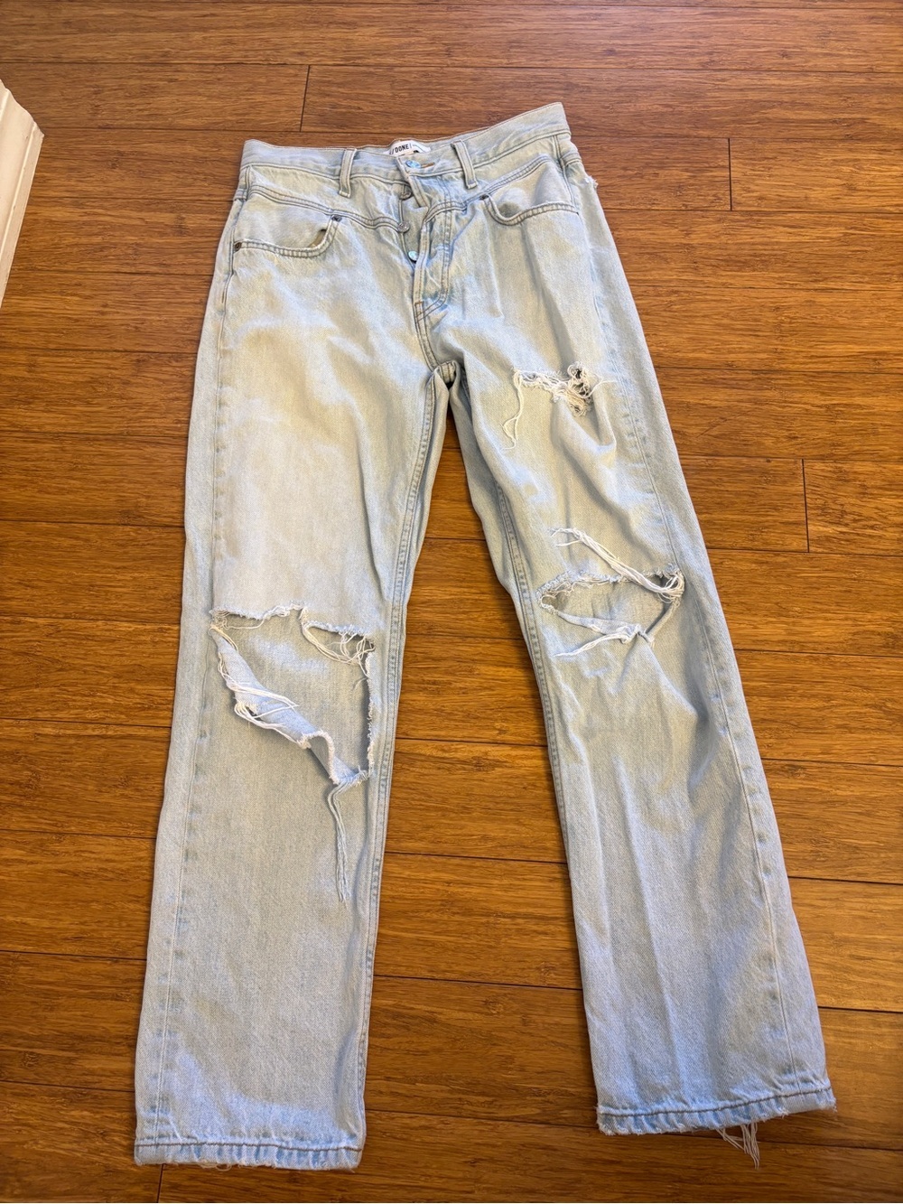 Re/done light Wash Distressed destroyed Women's Jeans sz 27 worn once 80’s vibe